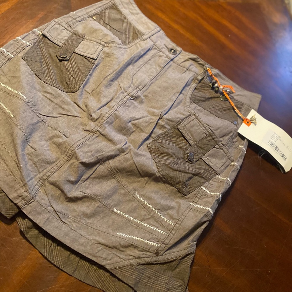 Casual Gray Mini Skirt with Pocket Details